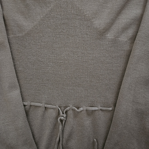 Banana Republic Silk Blend Tan Jersey - NWOT - Size XL - Picture 5 of 8